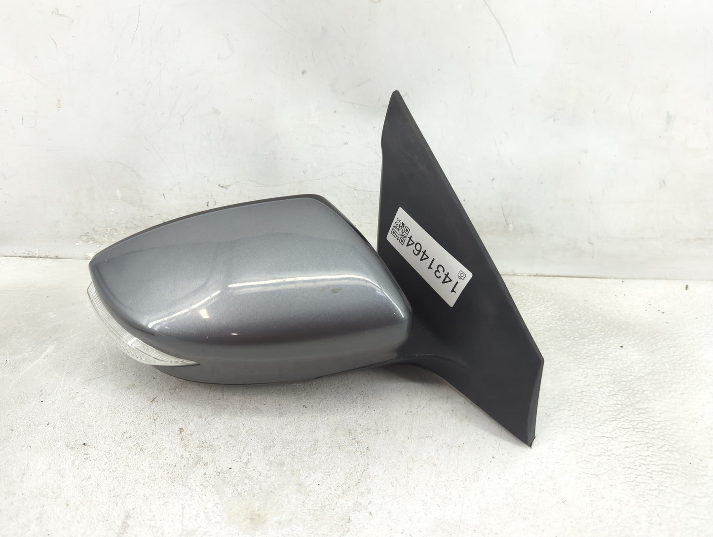 2015 Nissan Sentra Passenger Side View Mirror - Right Door Mirror OEM Used - Oemusedautoparts1.com