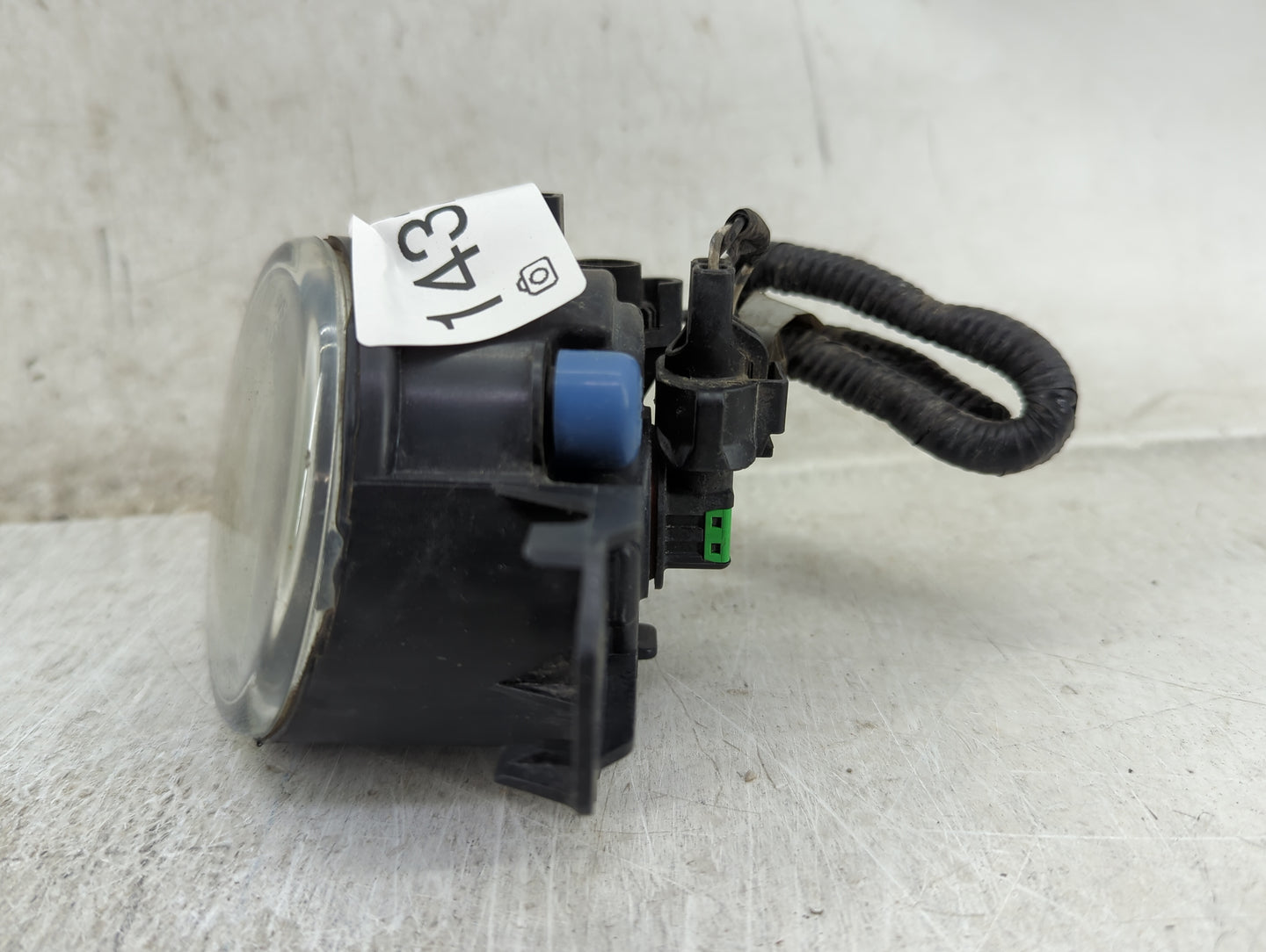 2004-2019 Nissan Sentra Passenger Right Oem Fog Light Lamp - Oemusedautoparts1.com