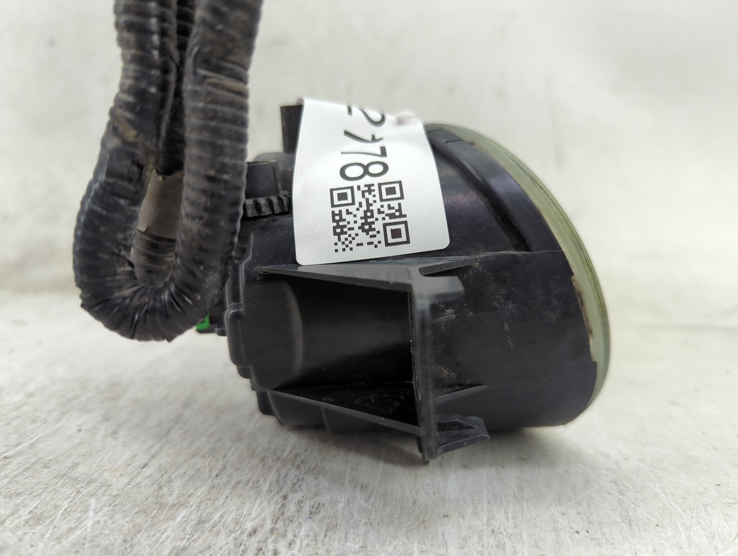 2004-2019 Nissan Sentra Passenger Right Oem Fog Light Lamp - Oemusedautoparts1.com