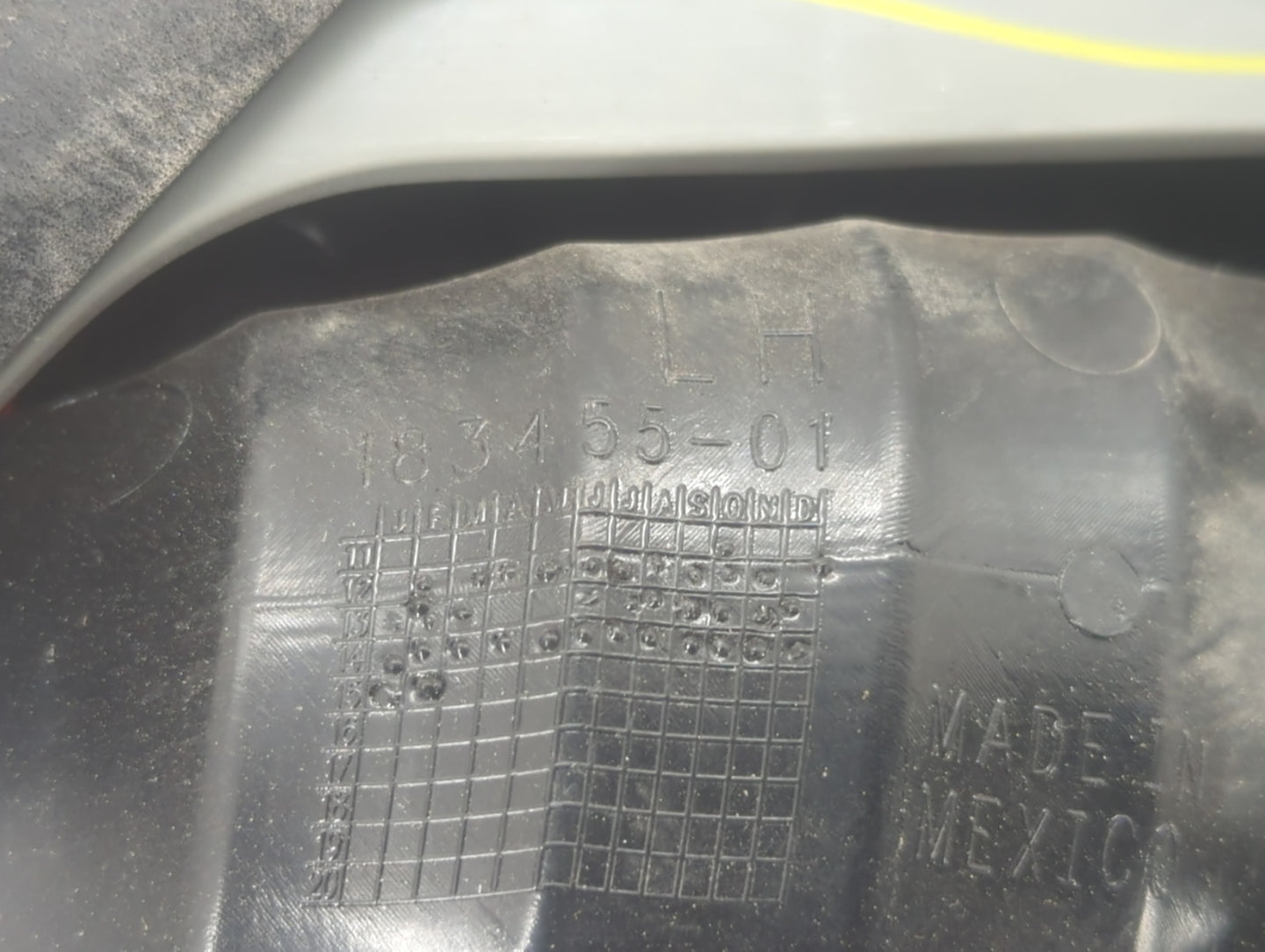 2015 Nissan Sentra Driver Left Side Deck Lid Mounted Tail Light 1436718 - Oemusedautoparts1.com