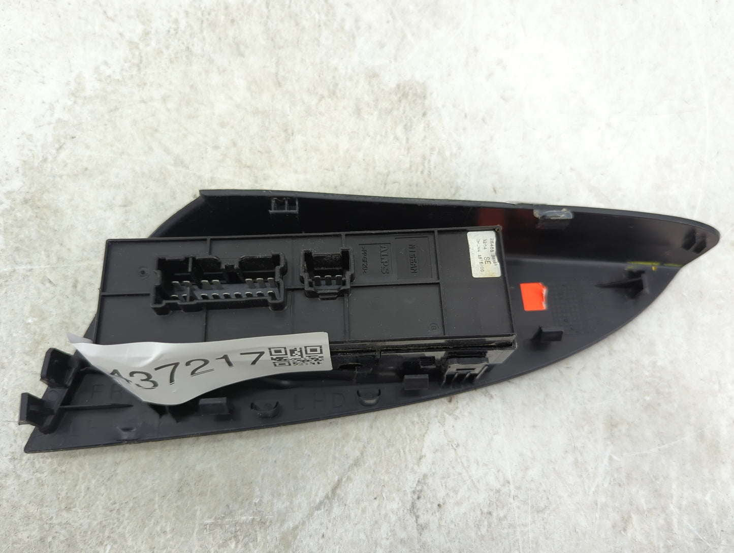 2015 Nissan Sentra Master Power Window Switch Replacement Driver Side Left P/N:80961 3SG0A Fits OEM Used Auto Parts - Oemuse