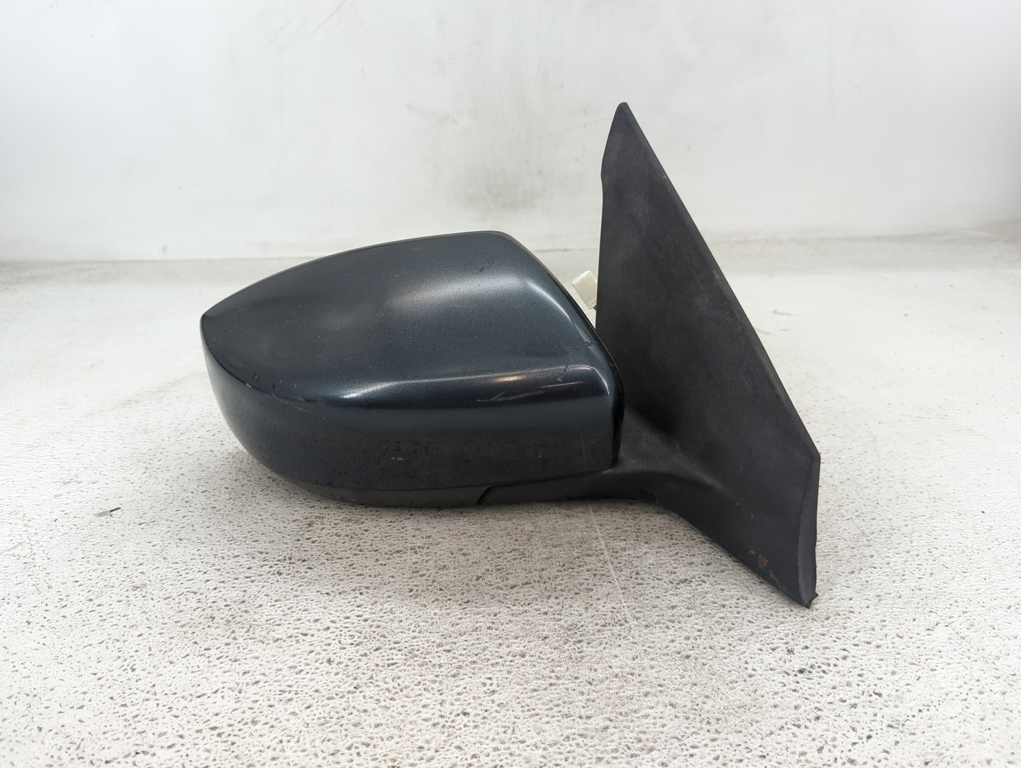 2013-2015 Nissan Sentra Passenger Side View Mirror - Right Door Mirror OEM Used - Oemusedautoparts1.com