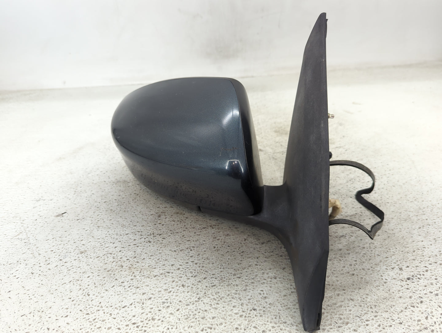 2013-2015 Nissan Sentra Passenger Side View Mirror - Right Door Mirror OEM Used - Oemusedautoparts1.com