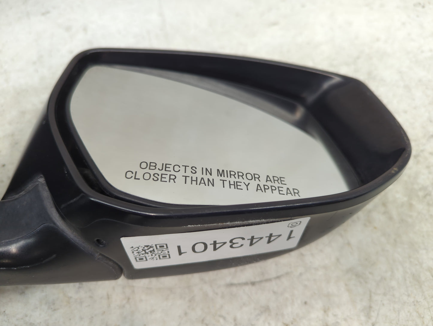2013-2015 Nissan Sentra Passenger Side View Mirror - Right Door Mirror OEM Used - Oemusedautoparts1.com