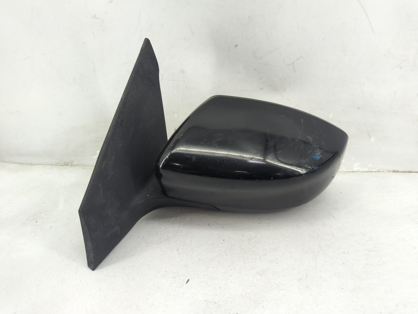 2013-2015 Nissan Sentra Driver Side View Mirror - Left Door Mirror OEM Used - Oemusedautoparts1.com