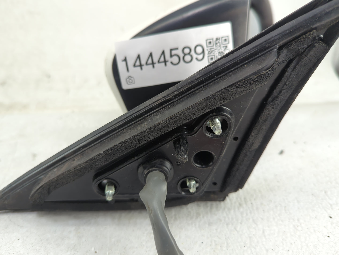 2013-2015 Nissan Sentra Passenger Side View Mirror - Right Door Mirror OEM Used - Oemusedautoparts1.com