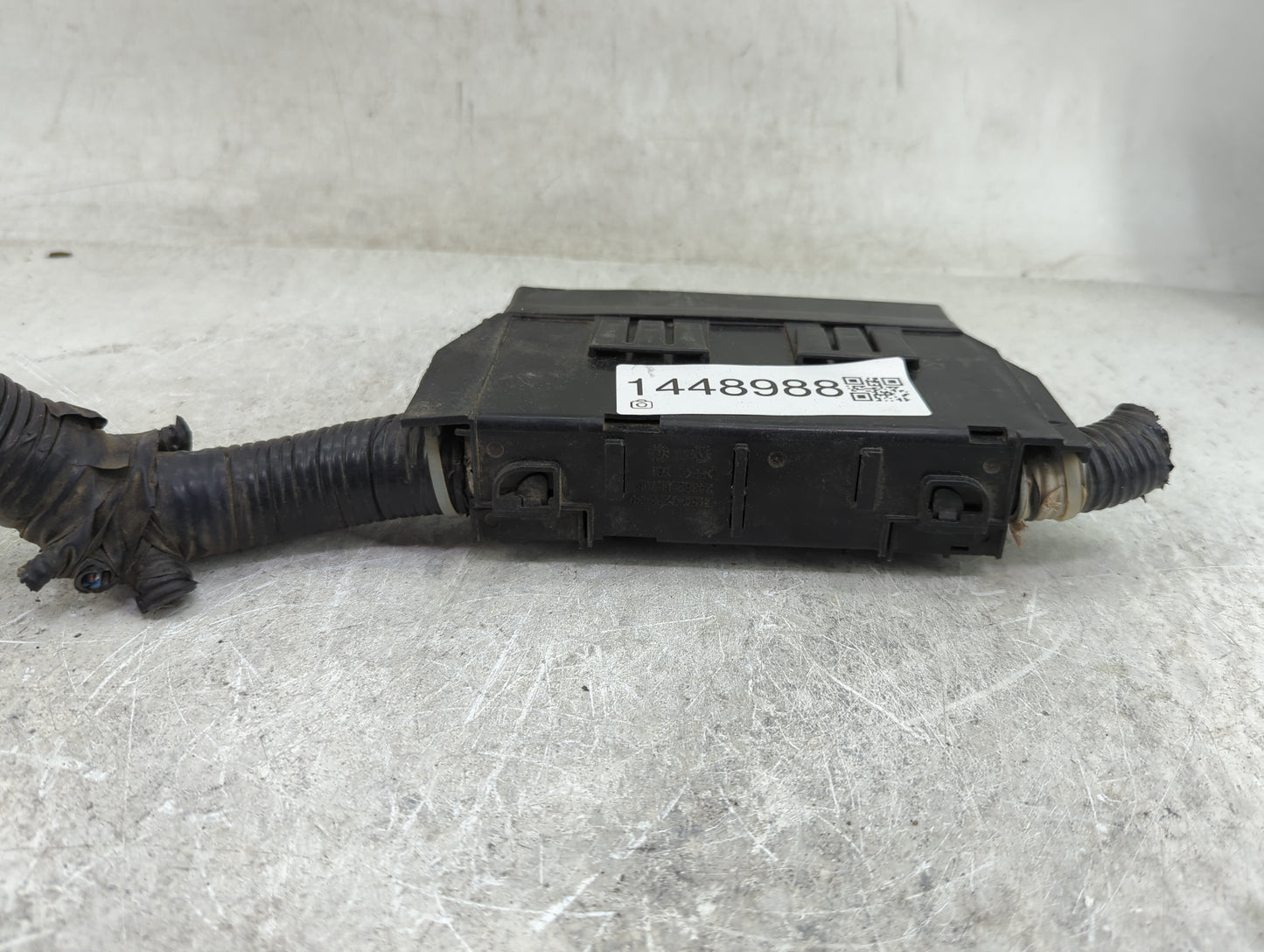 2013-2019 Nissan Sentra Fusebox Fuse Box Panel Relay Module P/N:24382 EW70B 7154-7223-30 Fits OEM Used Auto Parts - Oemuseda
