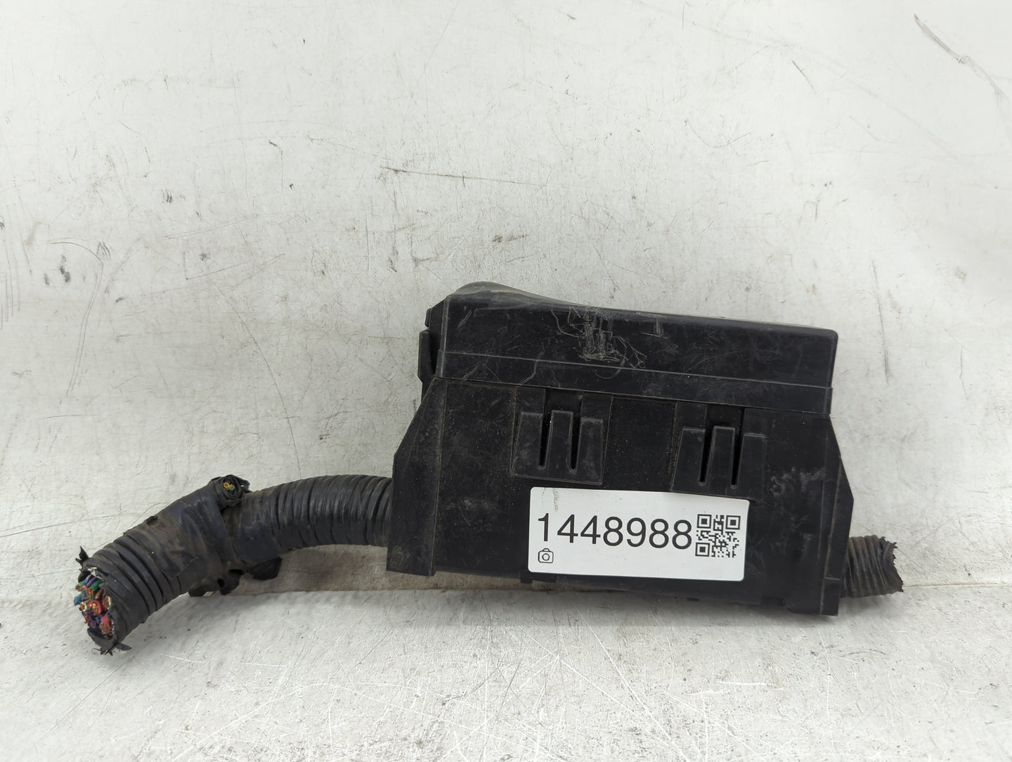 2013-2019 Nissan Sentra Fusebox Fuse Box Panel Relay Module P/N:24382 EW70B 7154-7223-30 Fits OEM Used Auto Parts - Oemuseda