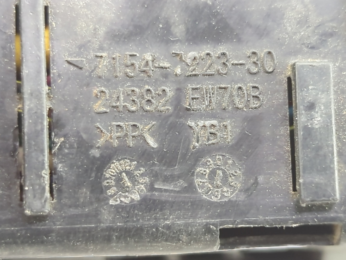 2013-2019 Nissan Sentra Fusebox Fuse Box Panel Relay Module P/N:24382 EW70B 7154-7223-30 Fits OEM Used Auto Parts - Oemuseda