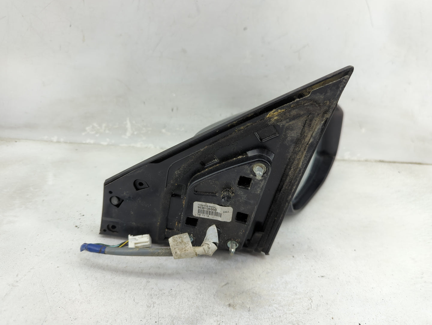 2013-2015 Nissan Sentra Passenger Side View Mirror - Right Door Mirror OEM Used - Oemusedautoparts1.com