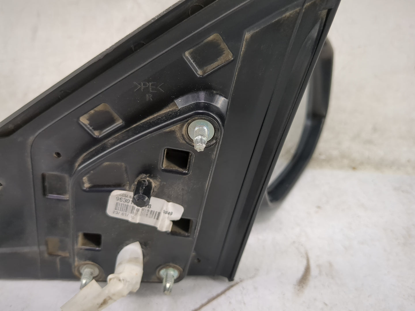2013-2015 Nissan Sentra Passenger Side View Mirror - Right Door Mirror OEM Used - Oemusedautoparts1.com