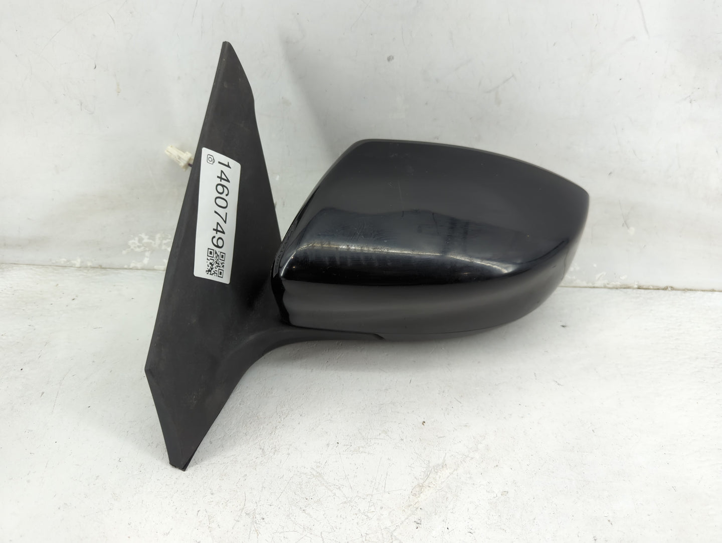 2013-2015 Nissan Sentra Driver Side View Mirror - Left Door Mirror OEM Used - Oemusedautoparts1.com