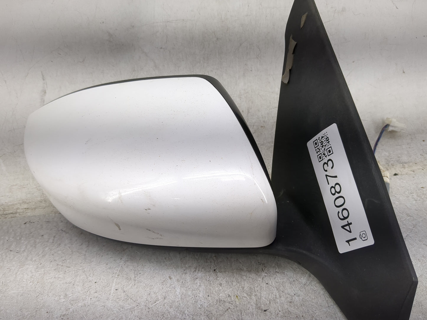 2013-2015 Nissan Sentra Passenger Side View Mirror - Right Door Mirror OEM Used - Oemusedautoparts1.com