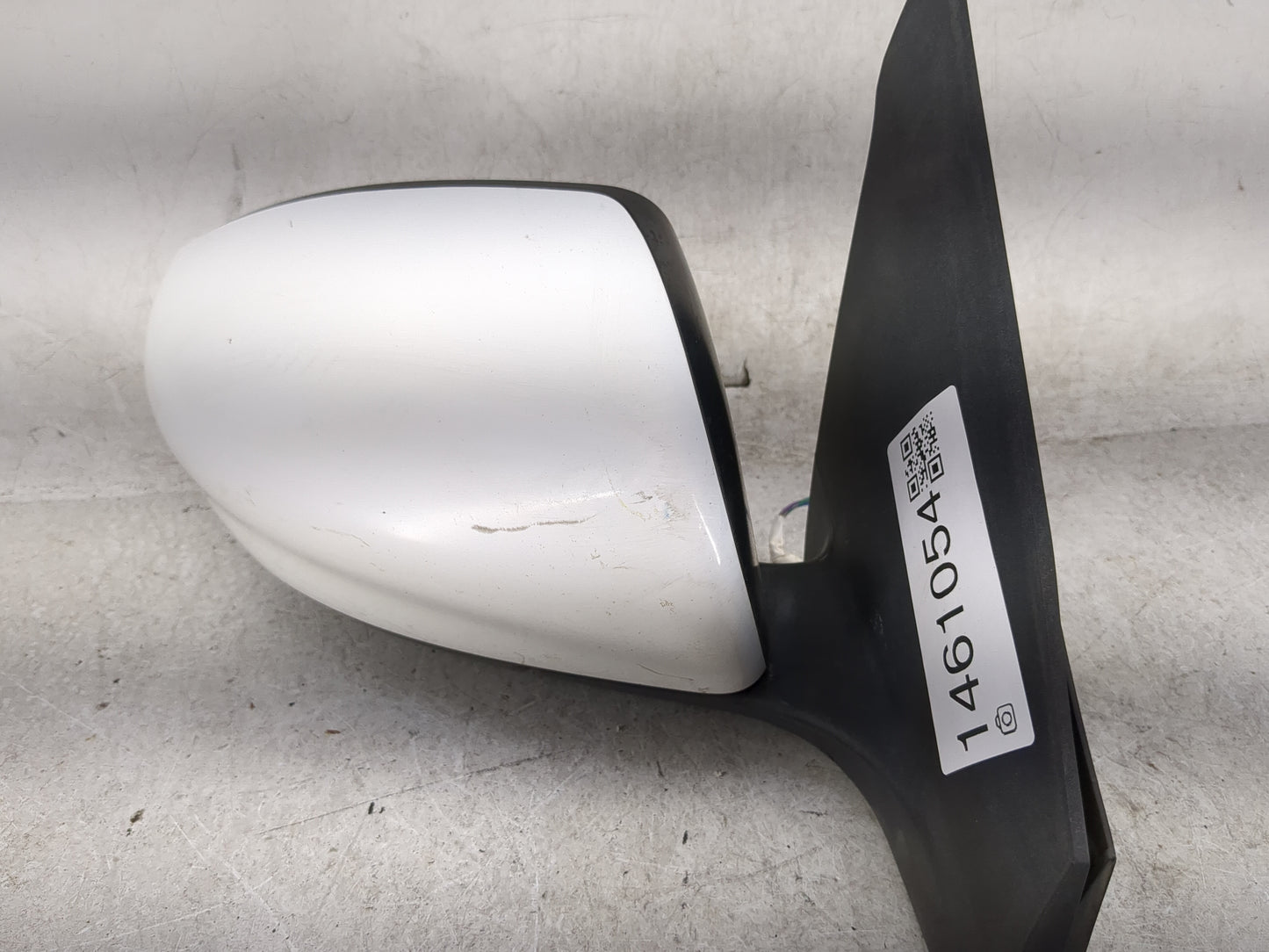 2013-2015 Nissan Sentra Passenger Side View Mirror - Right Door Mirror OEM Used - Oemusedautoparts1.com