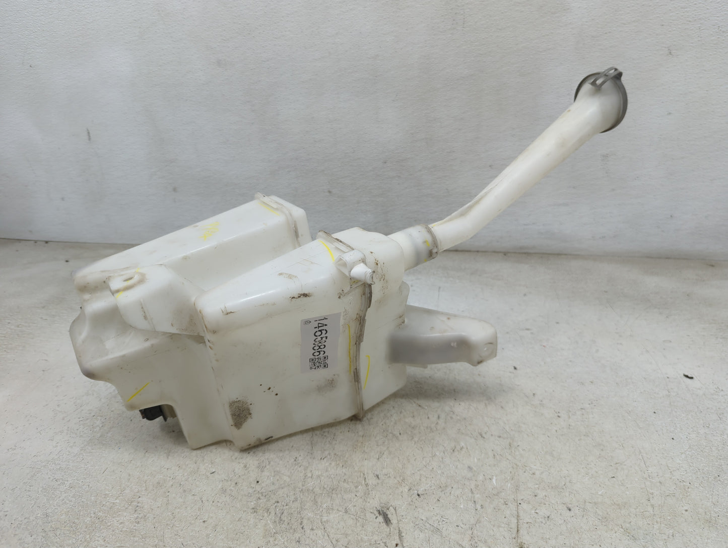 2013-2015 Nissan Sentra Windshield Washer Fluid Reservoir Bottle Oem 1465886 - Oemusedautoparts1.com