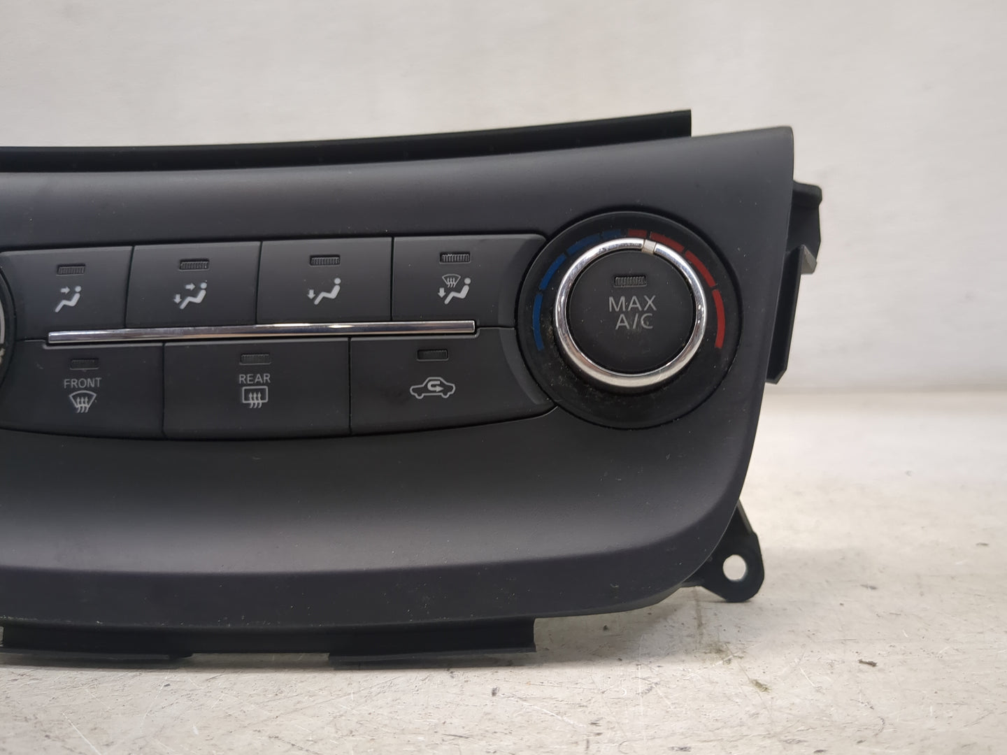 2015-2017 Nissan Sentra Climate Control Module Temperature AC/Heater Replacement P/N:27500-4AT2A Fits Fits 2015 2016 2017 OE