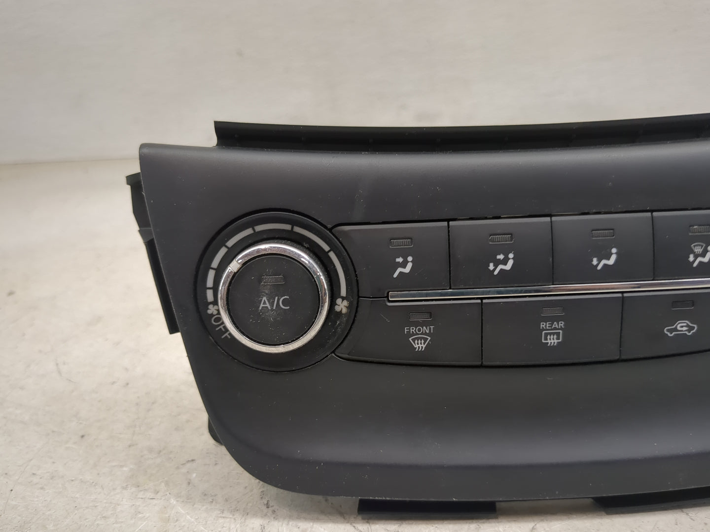 2015-2017 Nissan Sentra Climate Control Module Temperature AC/Heater Replacement P/N:27500-4AT2A Fits Fits 2015 2016 2017 OE