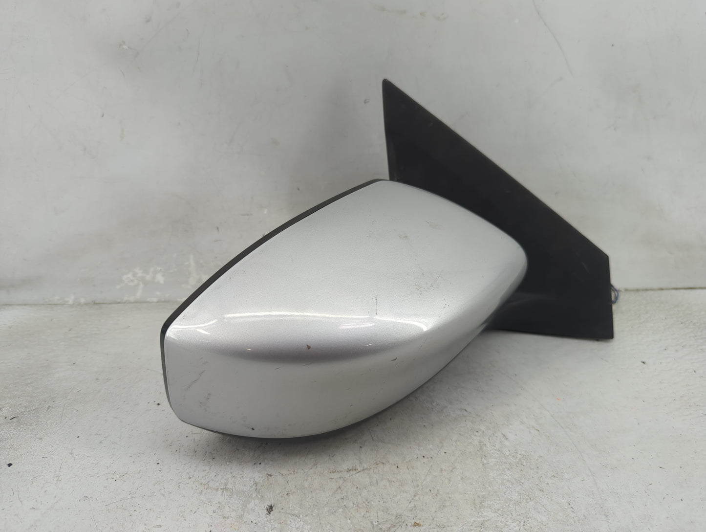 2013-2015 Nissan Sentra Passenger Side View Mirror - Right Door Mirror OEM Used - Oemusedautoparts1.com