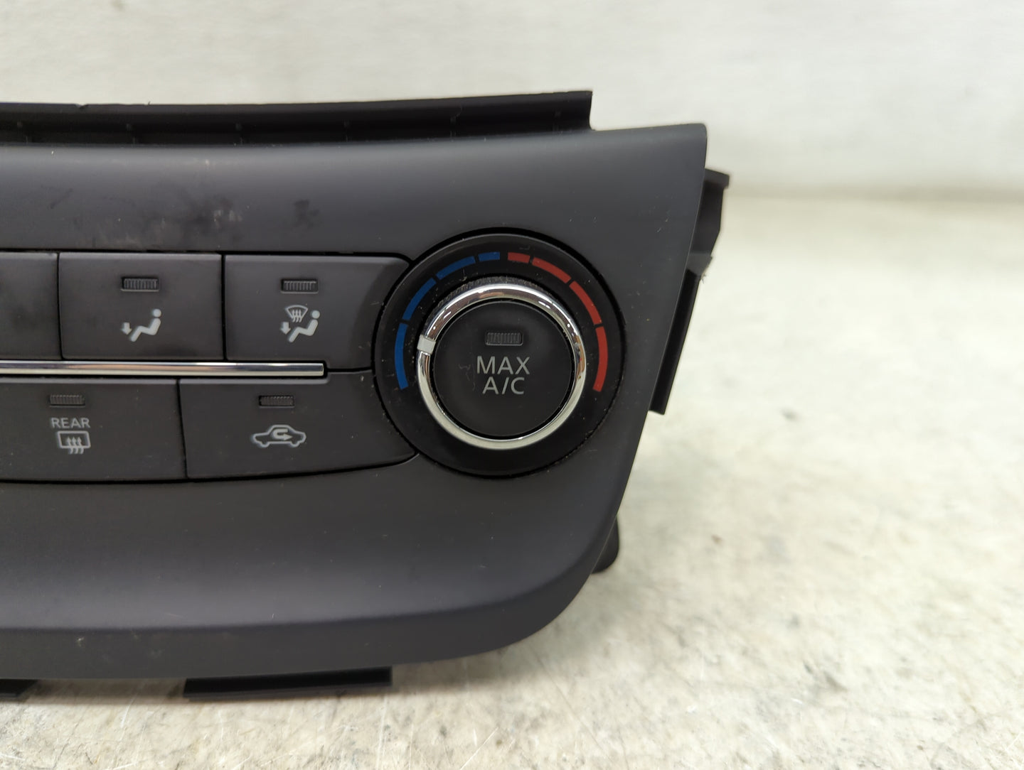 2015-2017 Nissan Sentra Climate Control Module Temperature AC/Heater Replacement P/N:275004AT2A Fits Fits 2015 2016 2017 OEM