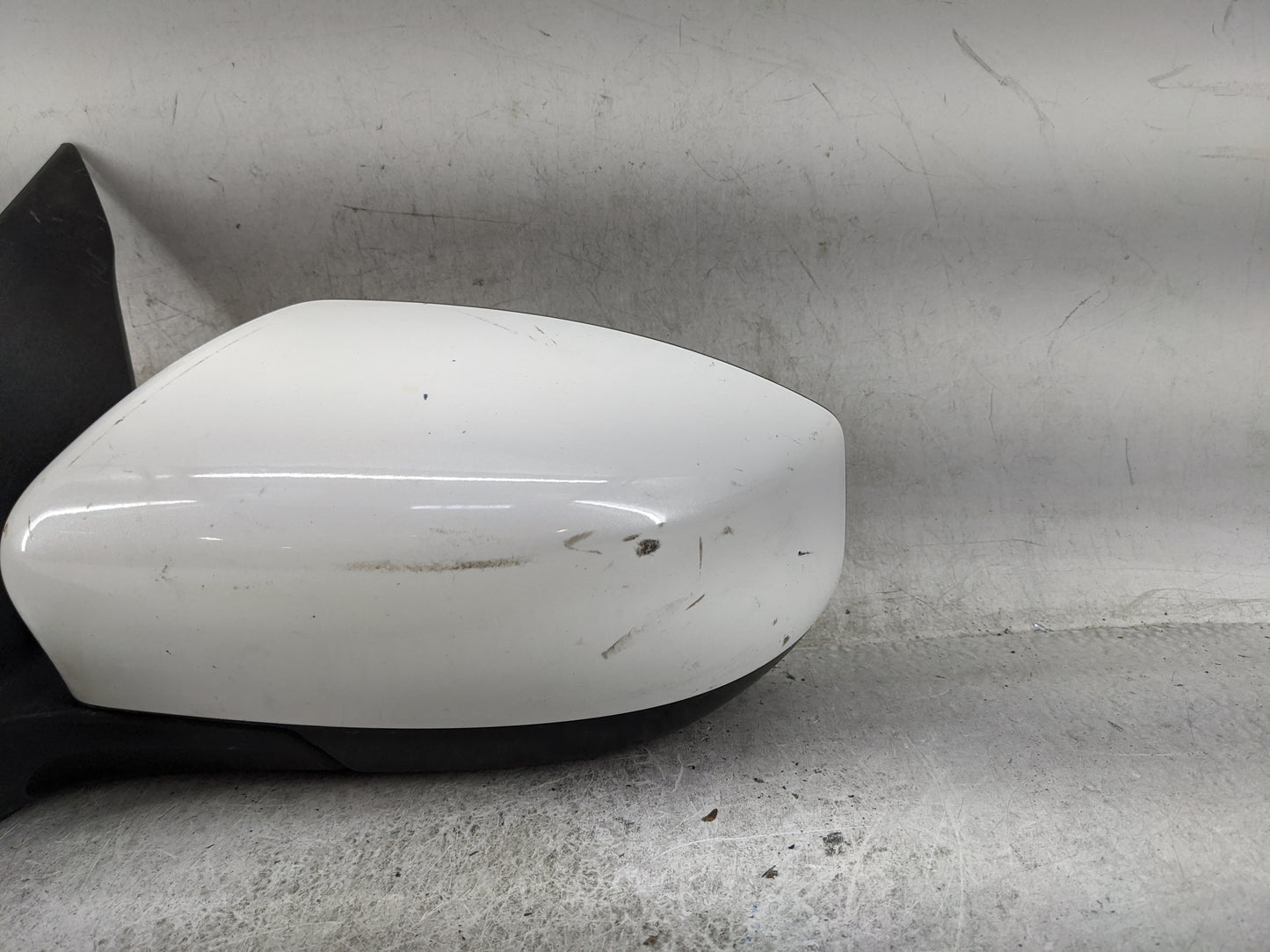 2013-2015 Nissan Sentra Driver Side View Mirror - Left Door Mirror OEM Used - Oemusedautoparts1.com