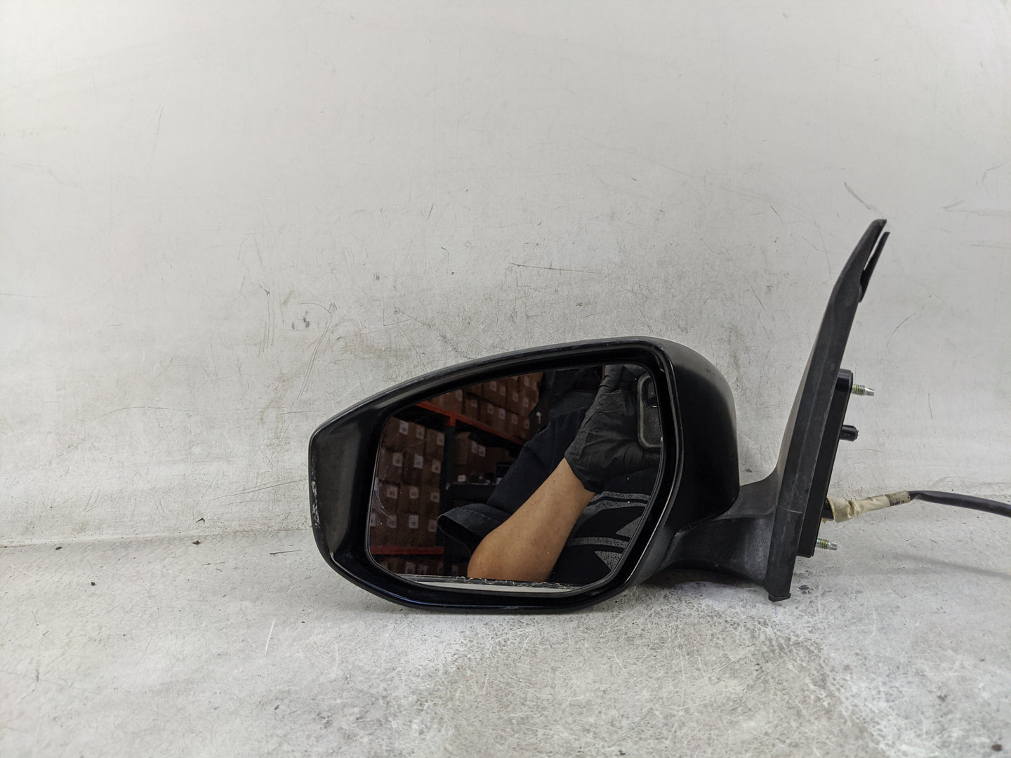 2013-2015 Nissan Sentra Driver Side View Mirror - Left Door Mirror OEM Used - Oemusedautoparts1.com