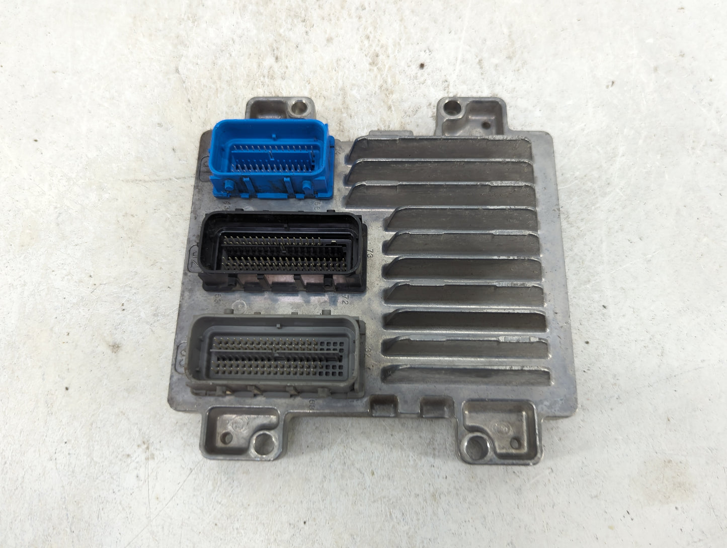 2013-2015 Nissan Sentra PCM Engine Control Computer ECU ECM PCU OEM P/N:12695536 Fits Fits 2013 2014 2015 OEM Used Auto Part