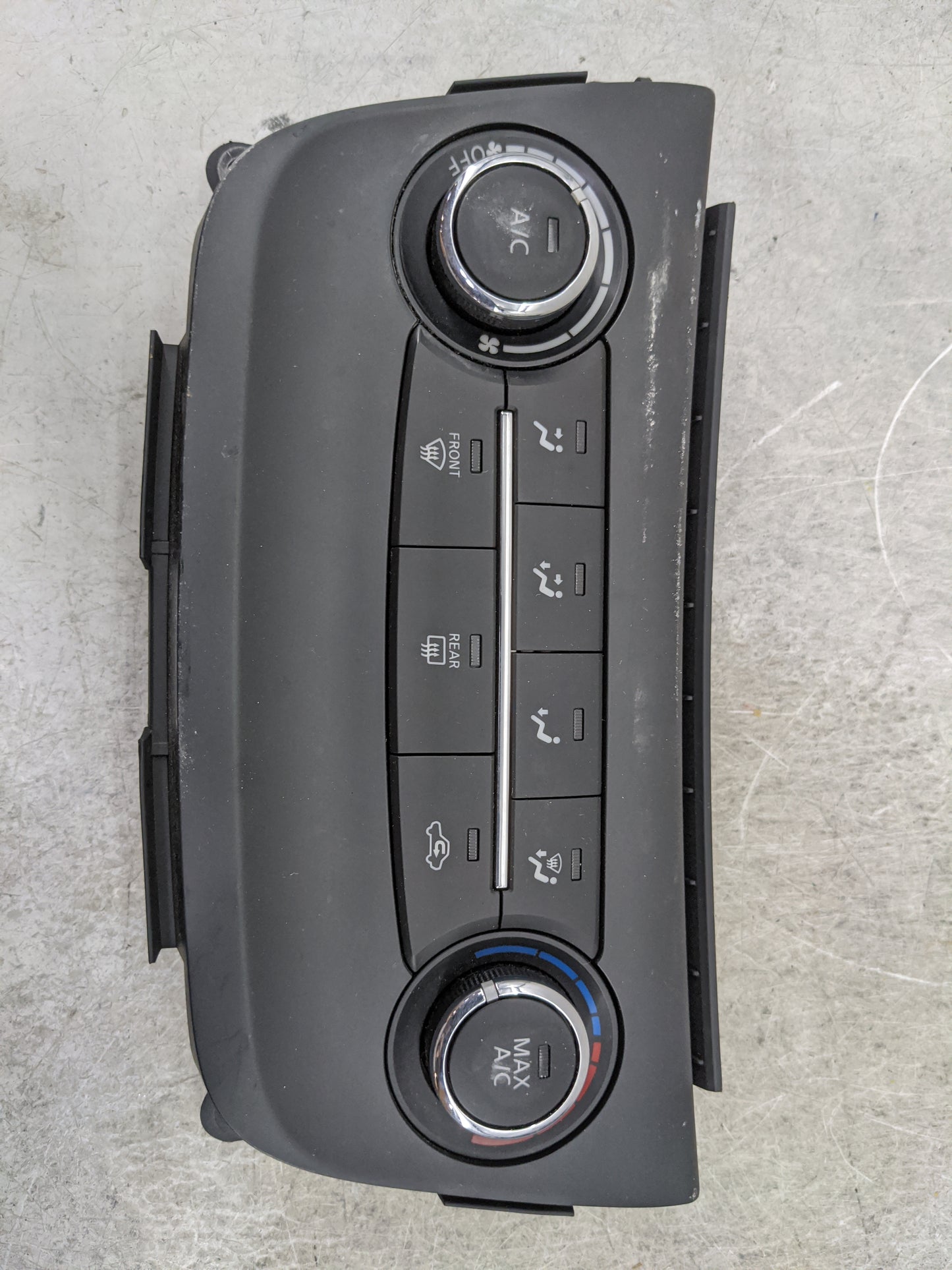 2015-2017 Nissan Sentra Climate Control Module Temperature AC/Heater Replacement P/N:27500-4AT2A F8E52521 Fits Fits 2015 201