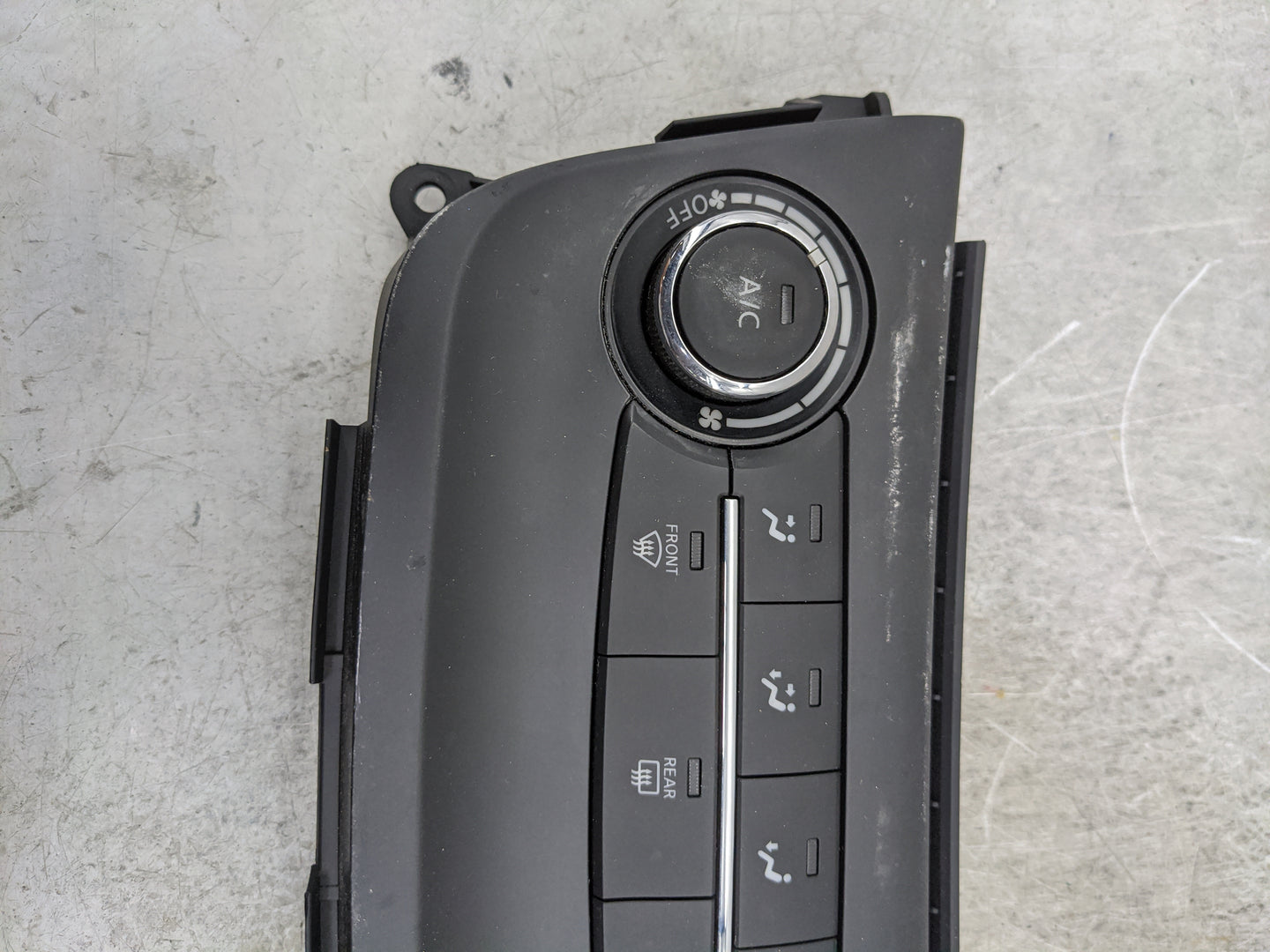 2015-2017 Nissan Sentra Climate Control Module Temperature AC/Heater Replacement P/N:27500-4AT2A F8E52521 Fits Fits 2015 201
