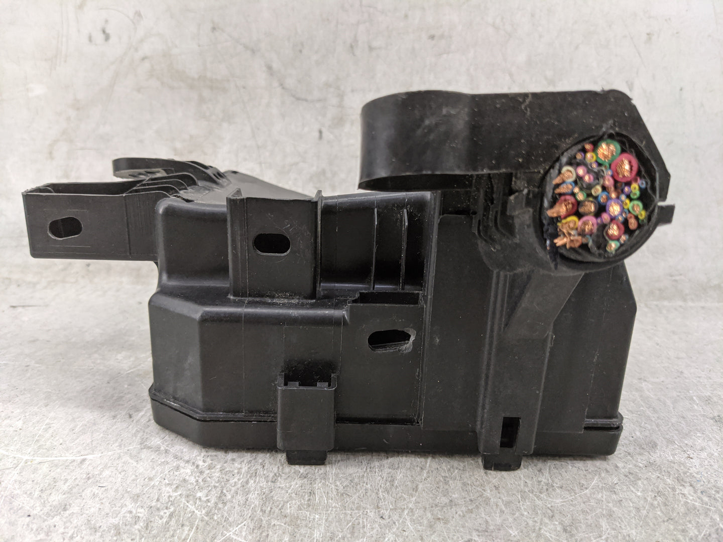 2013-2019 Nissan Sentra Fusebox Fuse Box Panel Relay Module P/N:284B7 3RA1A 284B73RA1A Fits OEM Used Auto Parts - Oemusedaut