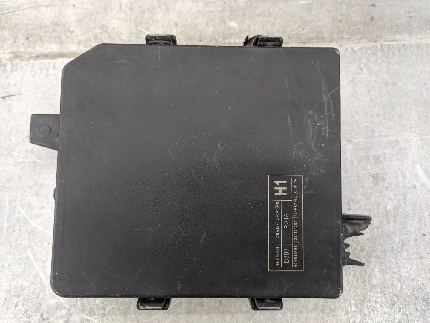 2013-2019 Nissan Sentra Fusebox Fuse Box Panel Relay Module P/N:284B7 3RA1A 284B73RA1A Fits OEM Used Auto Parts - Oemusedaut