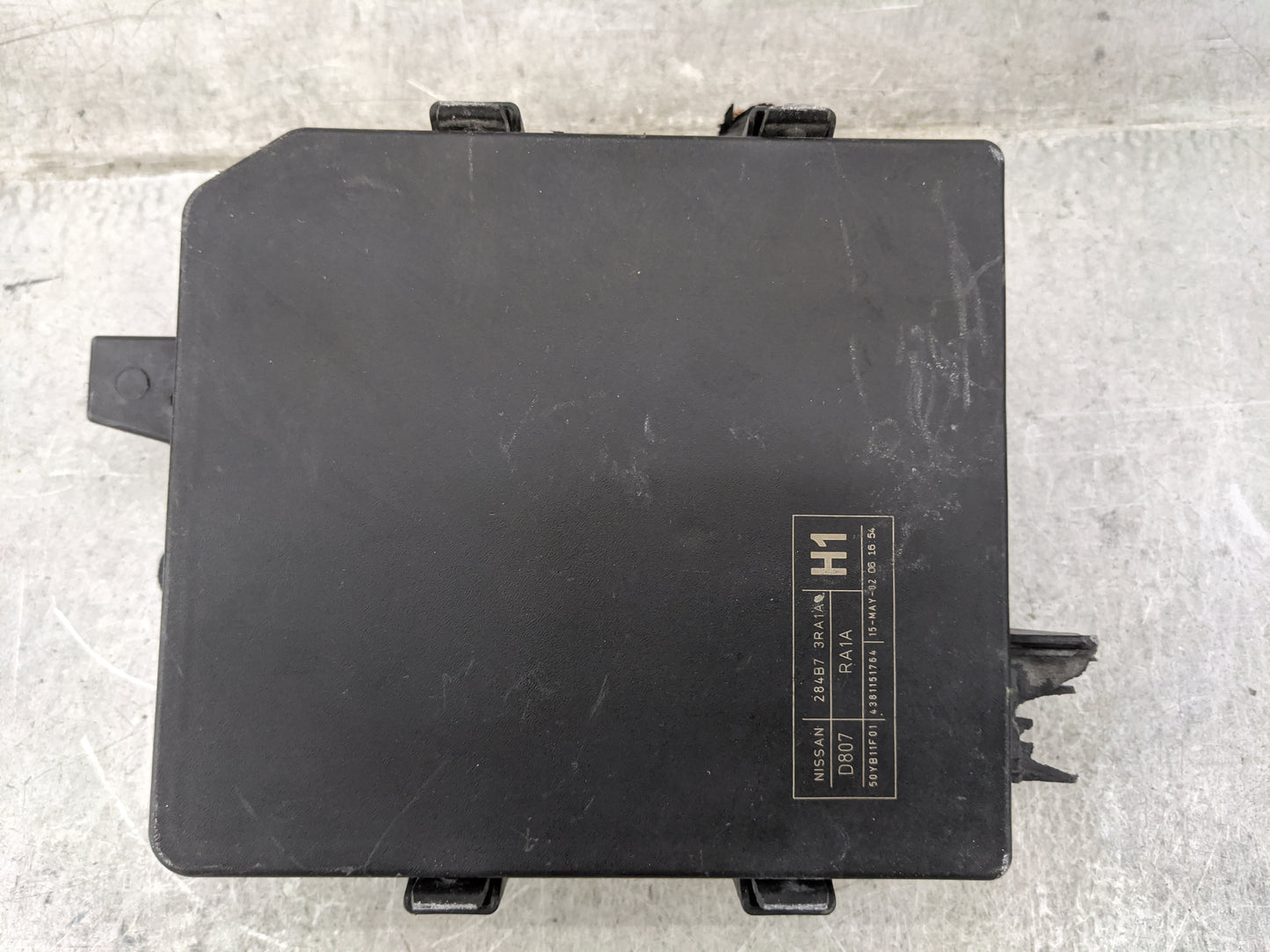 2013-2019 Nissan Sentra Fusebox Fuse Box Panel Relay Module P/N:284B7 3RA1A 284B73RA1A Fits OEM Used Auto Parts - Oemusedaut