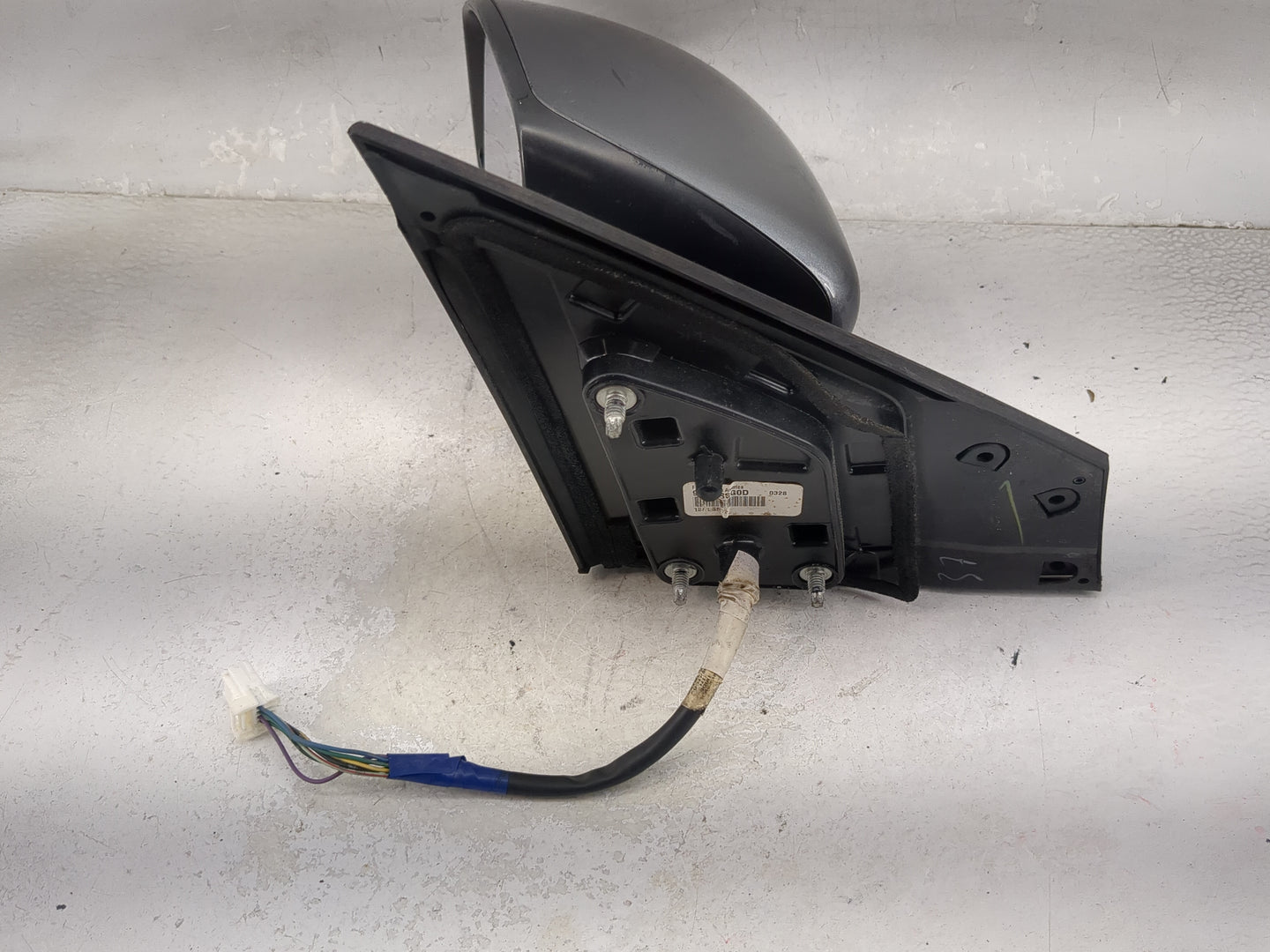 2015 Nissan Sentra Driver Side View Mirror - Left Door Mirror OEM Used - Oemusedautoparts1.com