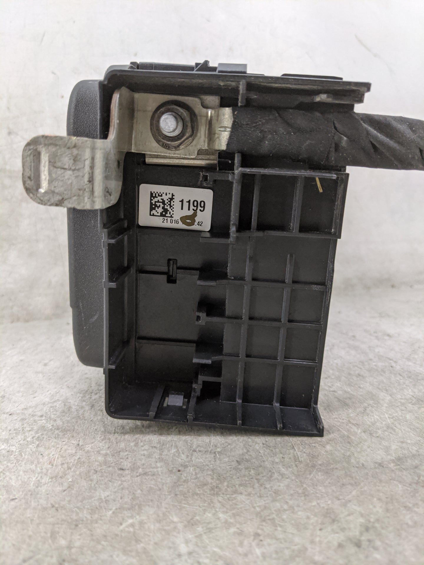 2013-2019 Nissan Sentra Fusebox Fuse Box Panel Relay Module Fits Fits 2013 2014 2015 2016 2017 2018 2019 OEM Used Auto Parts