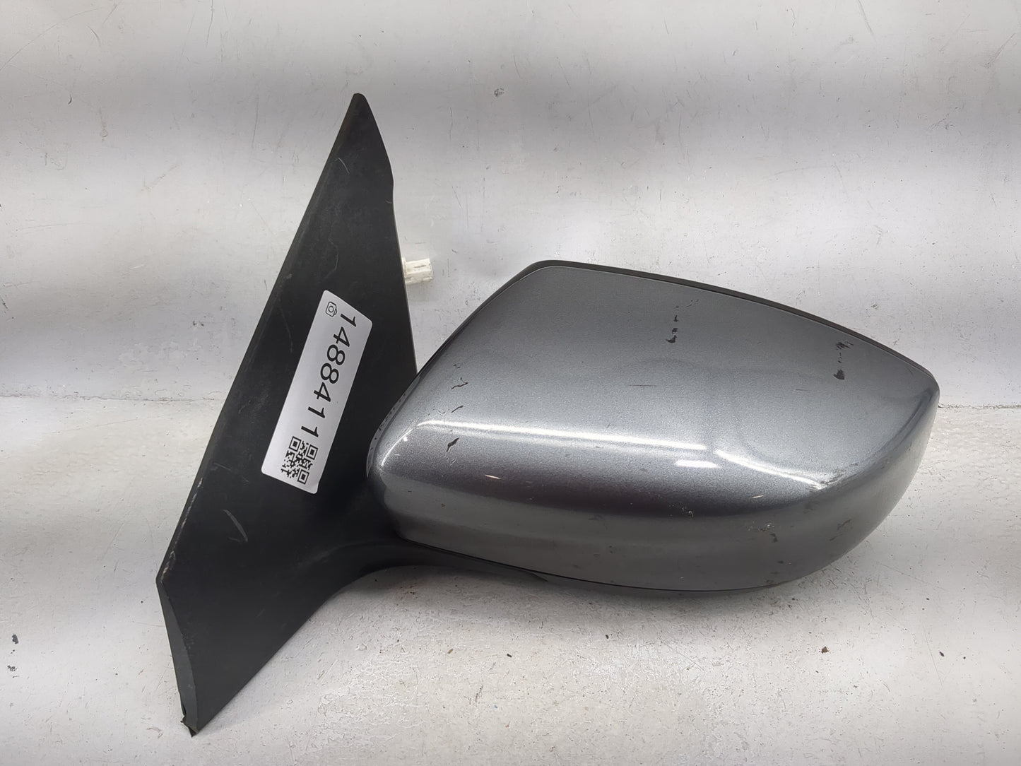 2013-2015 Nissan Sentra Driver Side View Mirror - Left Door Mirror OEM Used - Oemusedautoparts1.com