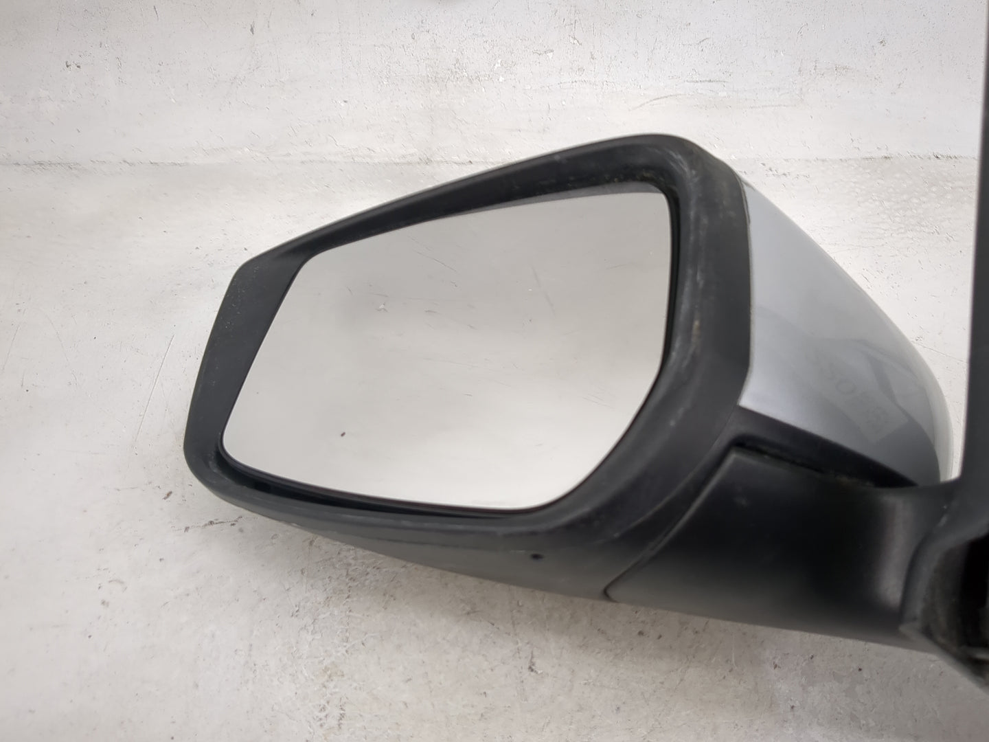 2015 Nissan Sentra Driver Side View Mirror - Left Door Mirror OEM Used - Oemusedautoparts1.com