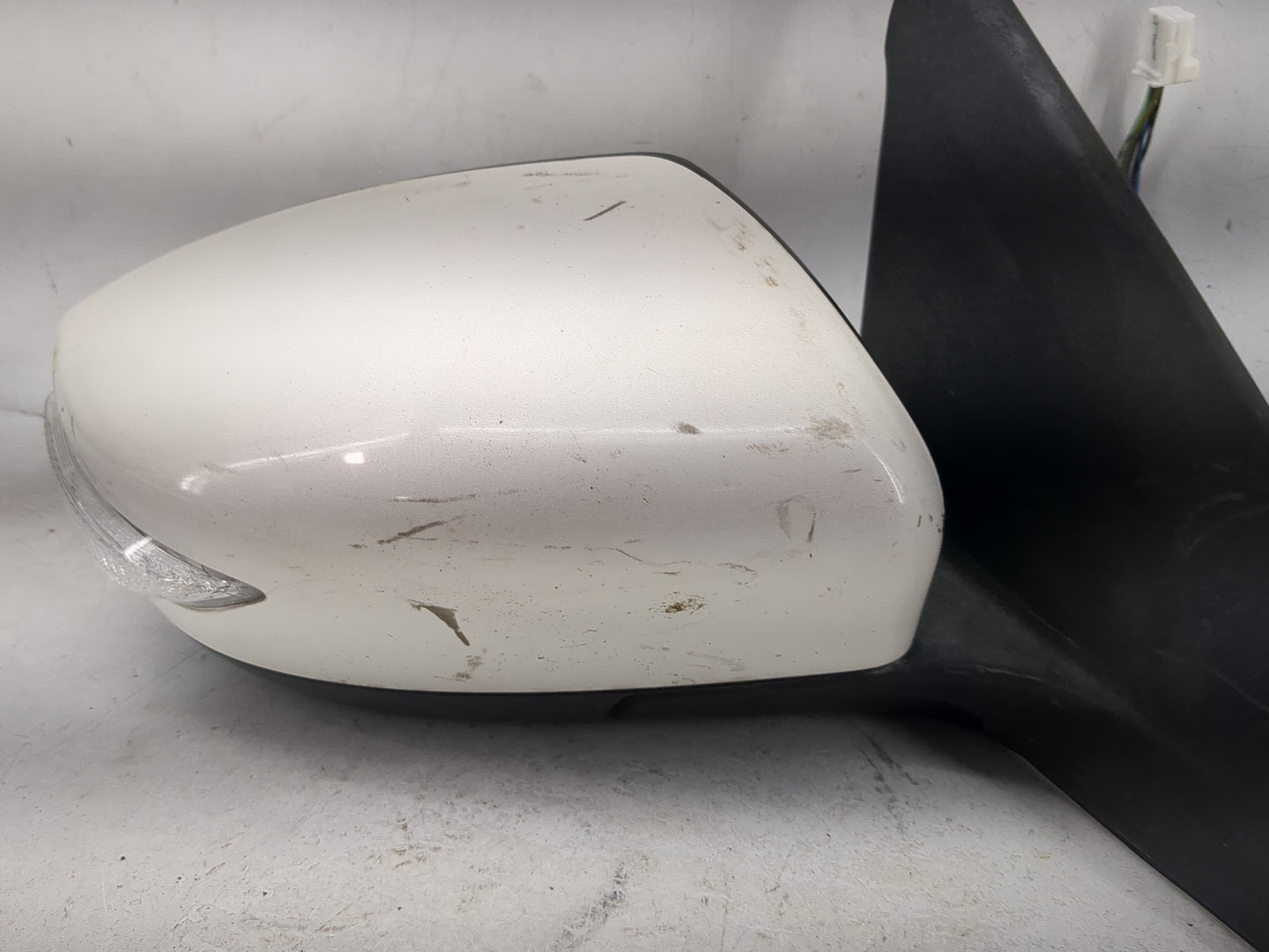 2015 Nissan Sentra Passenger Side View Mirror - Right Door Mirror OEM Used - Oemusedautoparts1.com