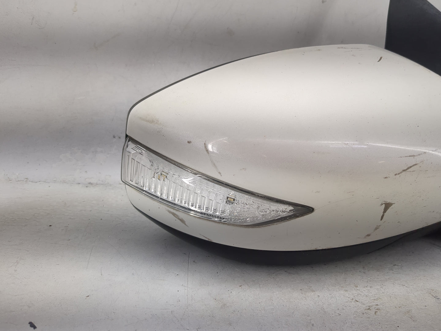2015 Nissan Sentra Passenger Side View Mirror - Right Door Mirror OEM Used - Oemusedautoparts1.com