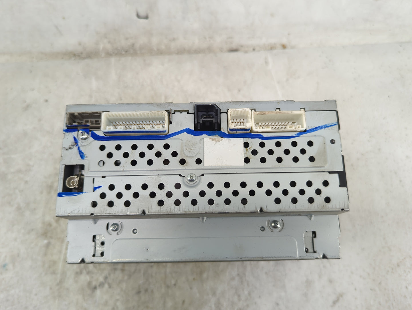 2015 Nissan Sentra Radio AM FM Cd Player Receiver Replacement P/N:28185 9MB0A CQ-FN84E2GX Fits Fits 2016 OEM Used Auto Parts
