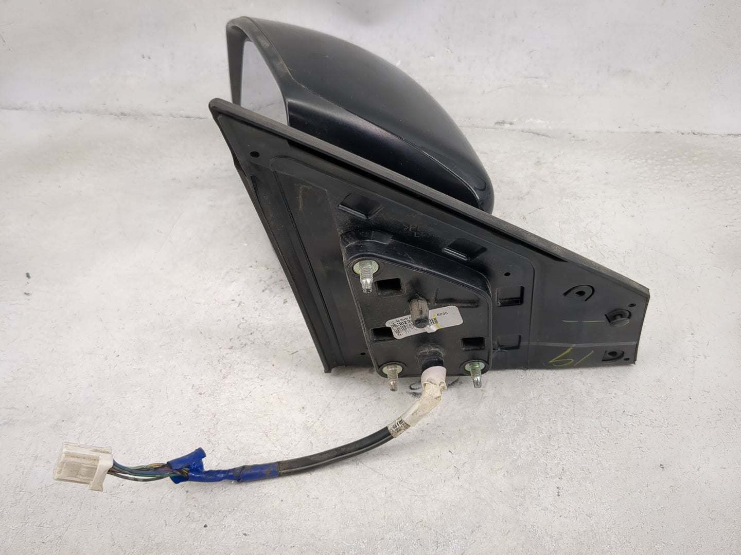 2015 Nissan Sentra Driver Side View Mirror - Left Door Mirror OEM Used - Oemusedautoparts1.com