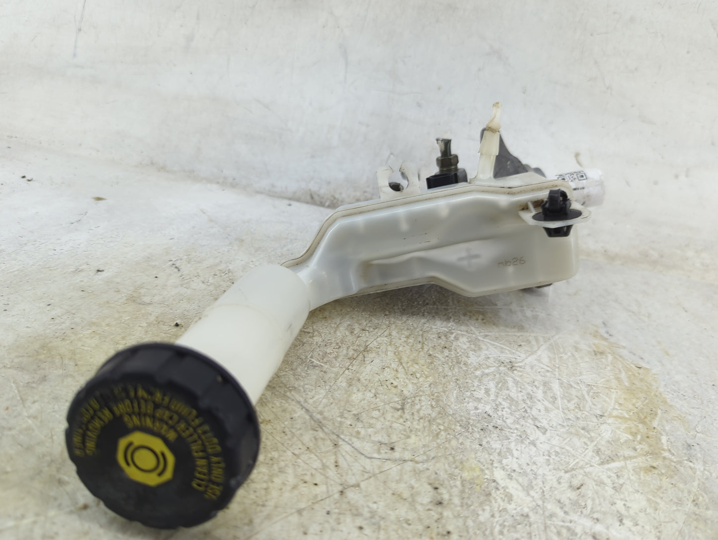 2013-2019 Nissan Sentra Brake Master Cylinder 1496761 - Oemusedautoparts1.com