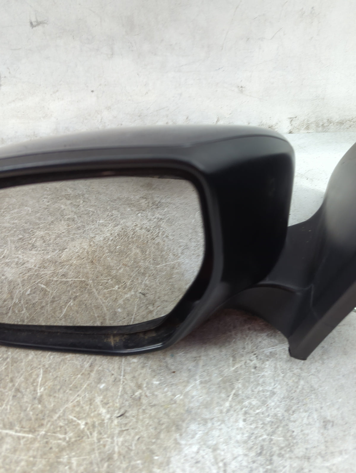 2015 Nissan Sentra Driver Side View Mirror - Left Door Mirror OEM Used - Oemusedautoparts1.com