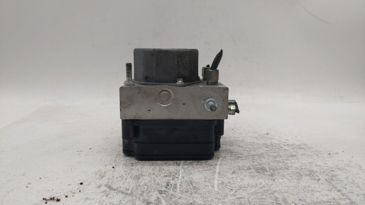 2014-2015 Nissan Sentra Anti-Lock Brake ABS Pump Module Actuator OEM P/N:47660 3SG0C Fits Fits 2014 2015 OEM Used Auto Parts