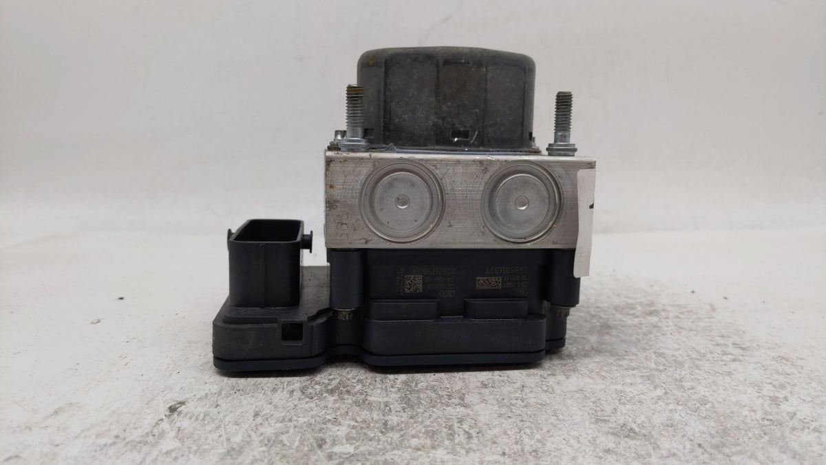2014-2015 Nissan Sentra Anti-Lock Brake ABS Pump Module Actuator OEM P/N:47660 3SG0C Fits Fits 2014 2015 OEM Used Auto Parts