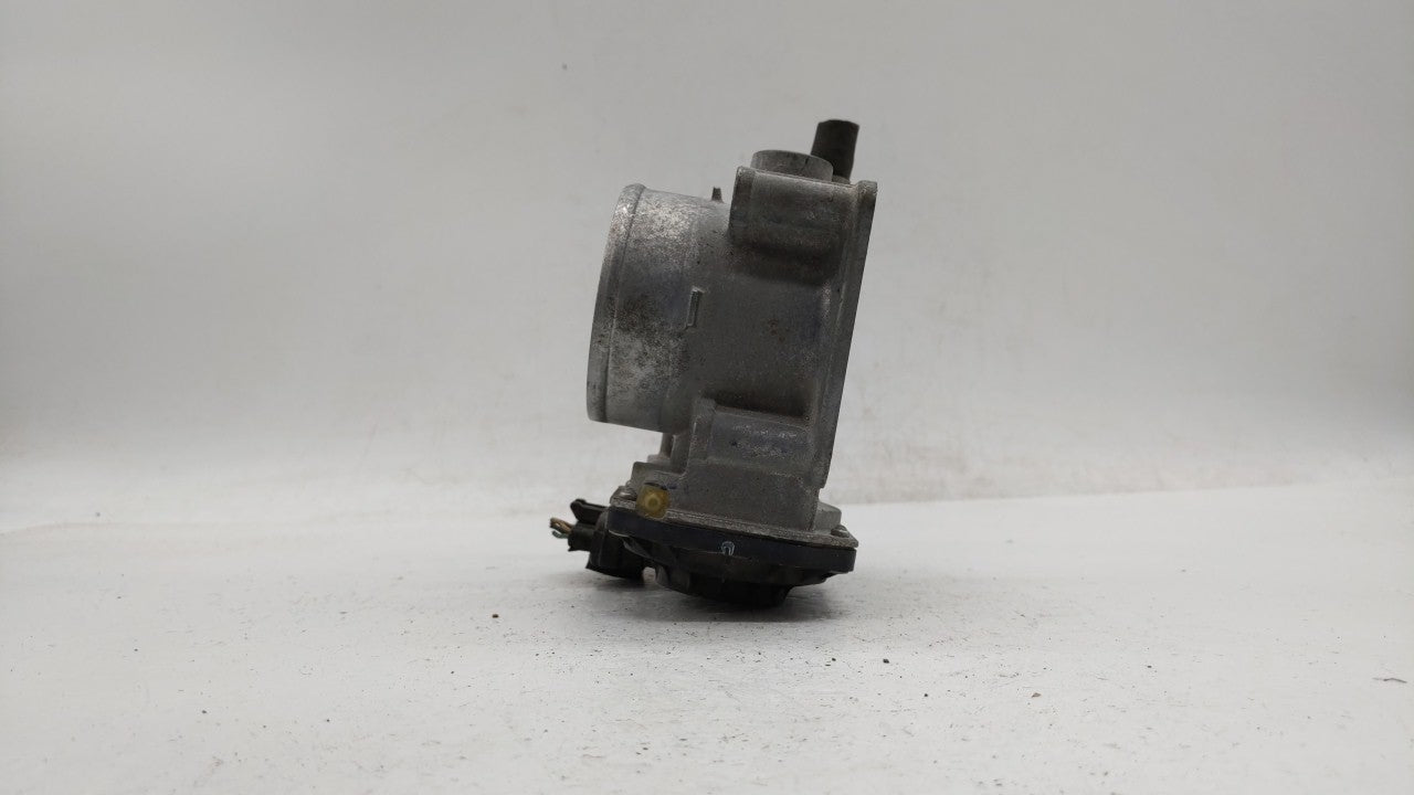 2013-2019 Nissan Sentra Throttle Body P/N:3RA60-01 A Fits Fits 2013 2014 2015 2016 2017 2018 2019 OEM Used Auto Parts - Oemu