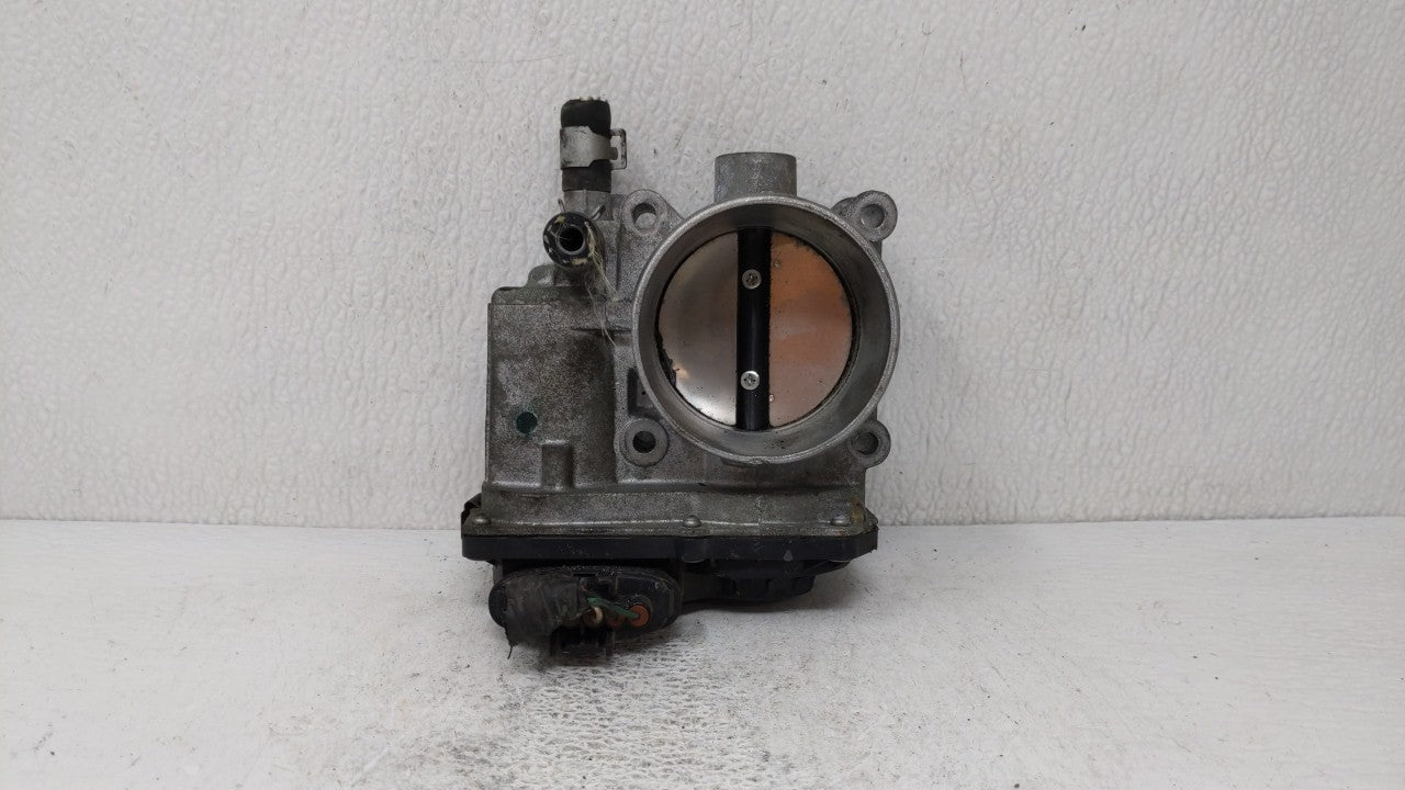 2013-2019 Nissan Sentra Throttle Body P/N:3RA60-01 E 3RA60-01 D, 3RA60-01 B Fits Fits 2013 2014 2015 2016 2017 2018 2019 OEM