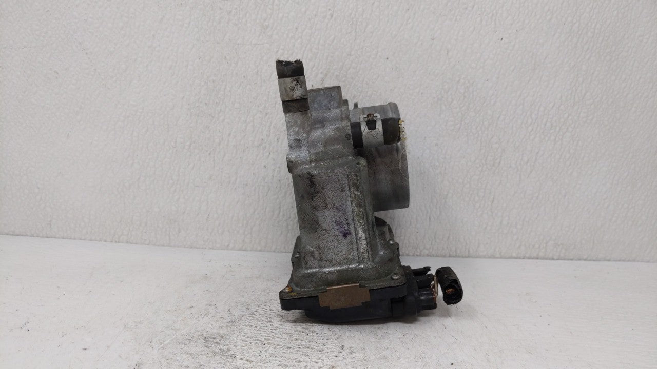 2013-2019 Nissan Sentra Throttle Body P/N:3RA60-01 E 3RA60-01 D, 3RA60-01 B Fits Fits 2013 2014 2015 2016 2017 2018 2019 OEM