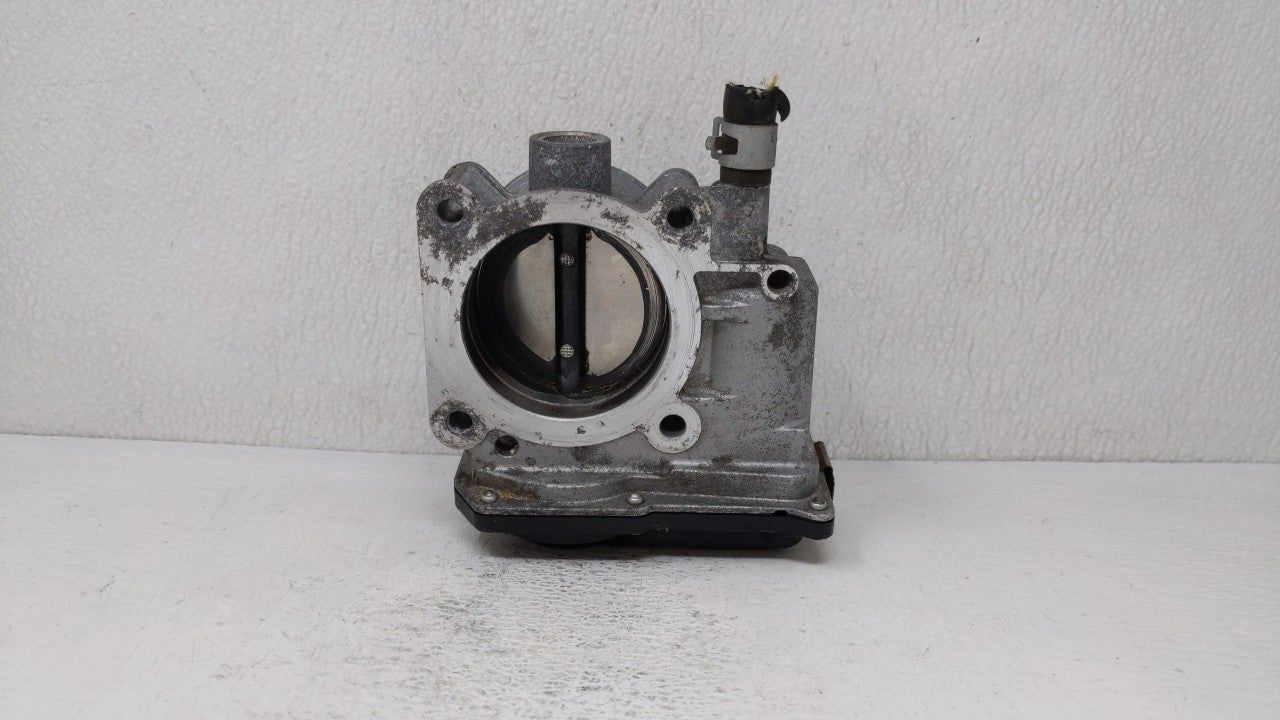 2013-2019 Nissan Sentra Throttle Body P/N:3RA60-01 C 3RA60-01 E, 3RA60-01 D Fits Fits 2013 2014 2015 2016 2017 2018 2019 OEM
