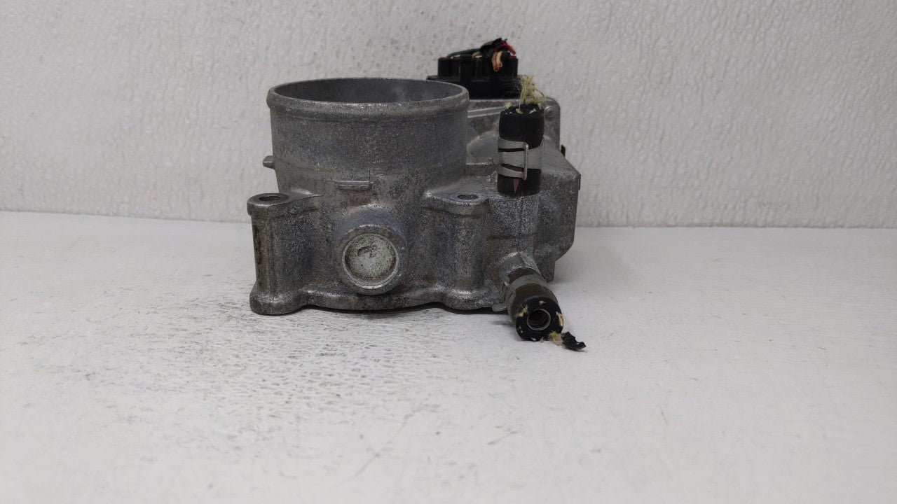2013-2019 Nissan Sentra Throttle Body P/N:3RA60-01 C 3RA60-01 E, 3RA60-01 D Fits Fits 2013 2014 2015 2016 2017 2018 2019 OEM