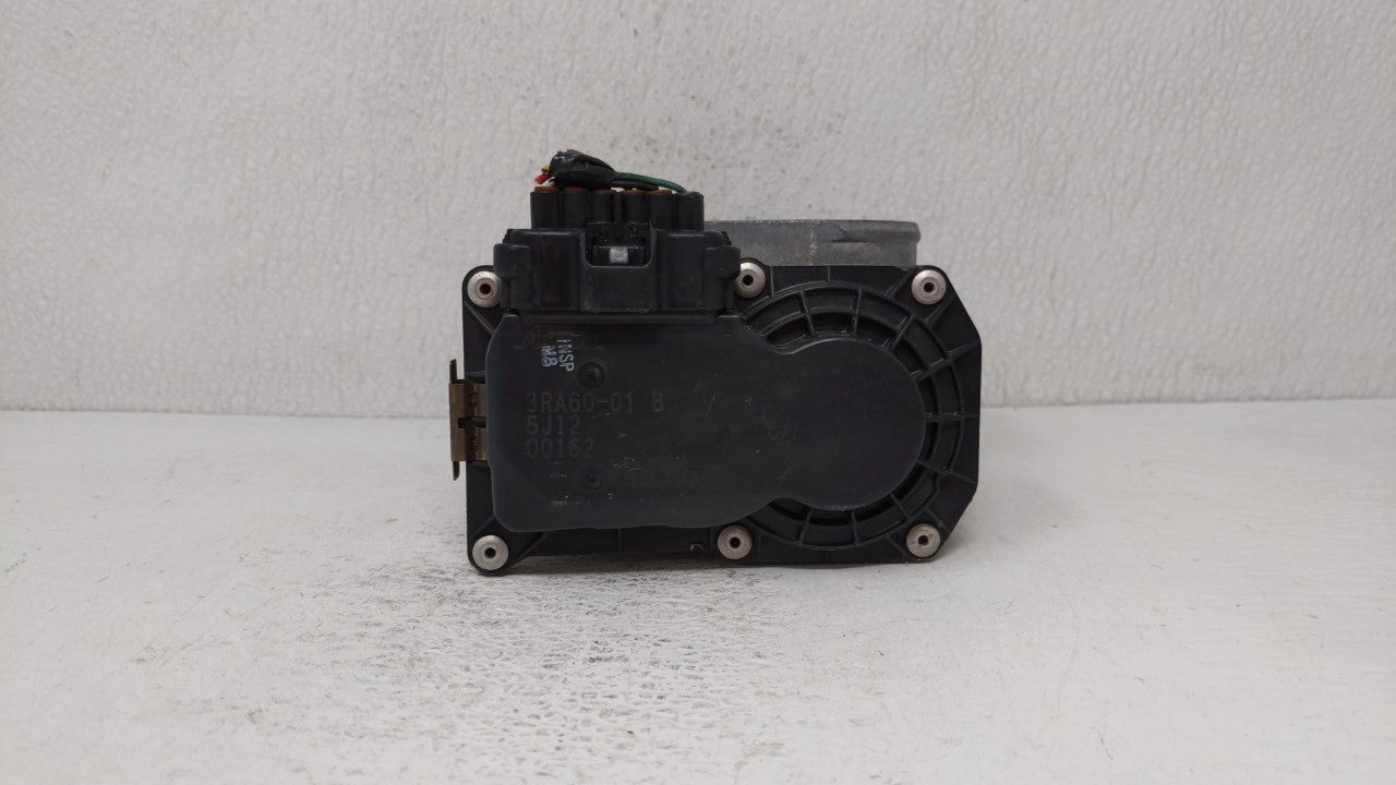 2013-2019 Nissan Sentra Throttle Body P/N:3RA60-01 C 3RA60-01 E, 3RA60-01 D Fits Fits 2013 2014 2015 2016 2017 2018 2019 OEM