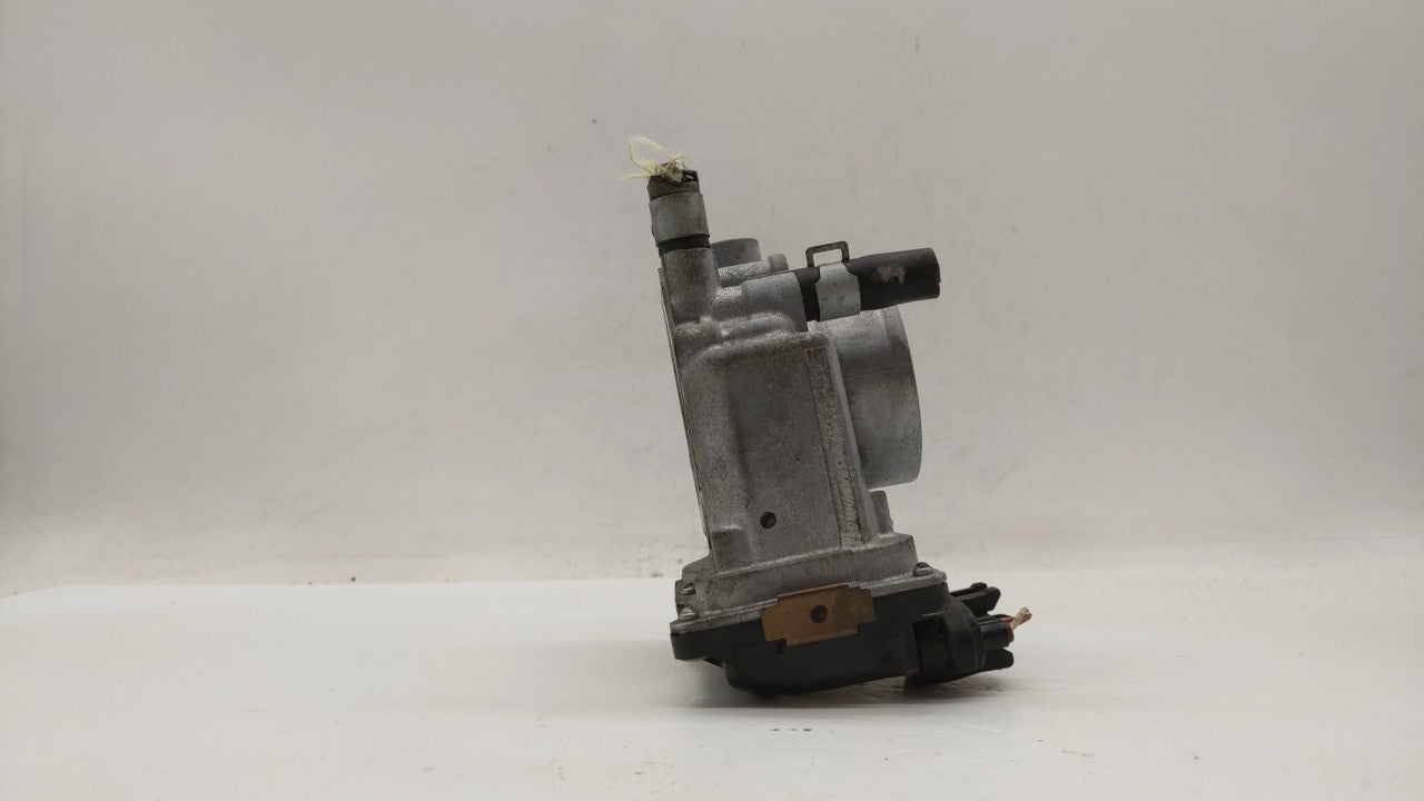 2013-2019 Nissan Sentra Throttle Body P/N:3RA60-01 C 3RA60-01 E, 3RA60-01 D Fits Fits 2013 2014 2015 2016 2017 2018 2019 OEM